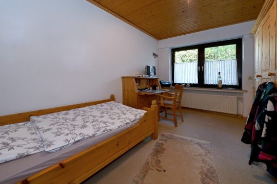 Schlaf-/ Kinderzimmer II