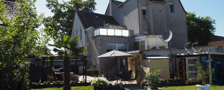 Waltrop! Wohnen wie im sonnigen Süden! Großzügige Doppelhaushälfte mit Pool auf traumhaftem Grundst