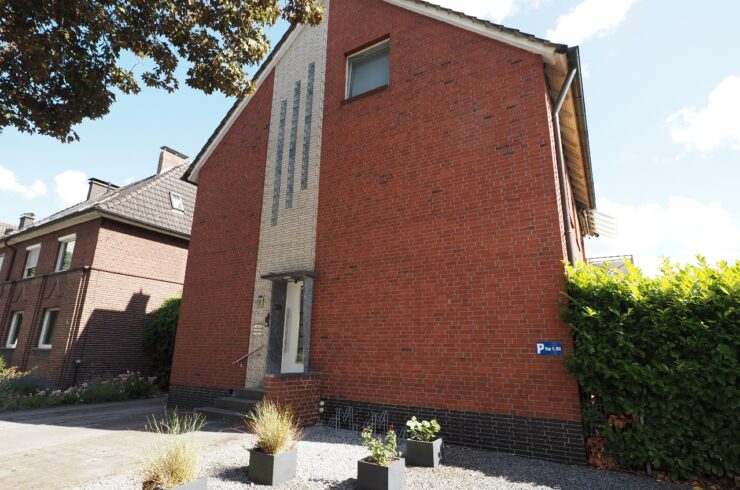 Werne! Top gepflegte 3-Zimmer-Wohnung mit Balkon, Garten und eigener PV-Anlage!