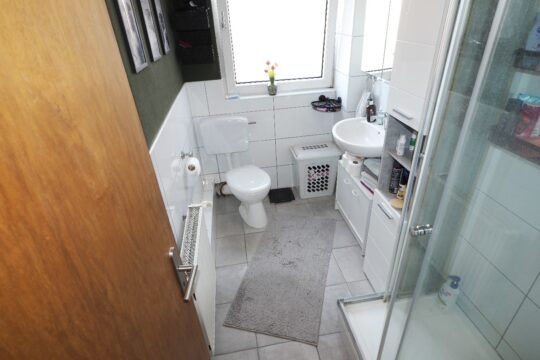 Badezimmer DG